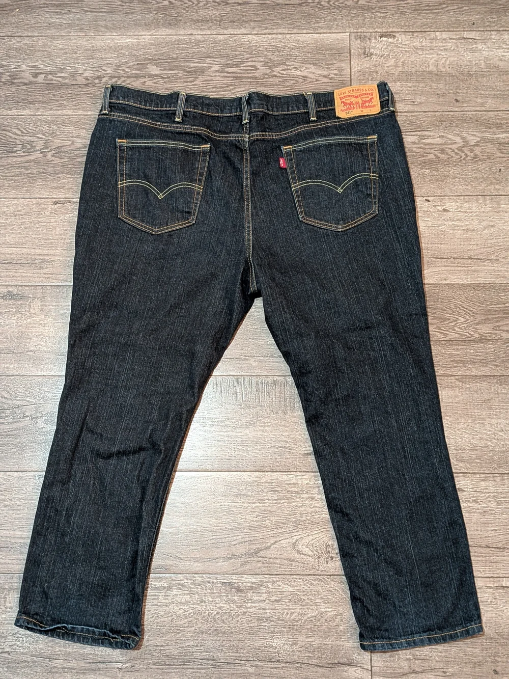 Levi's 541 Athletic Taper Jeans Men 46x29 Dark Wash Indigo Blue Measures 47x28